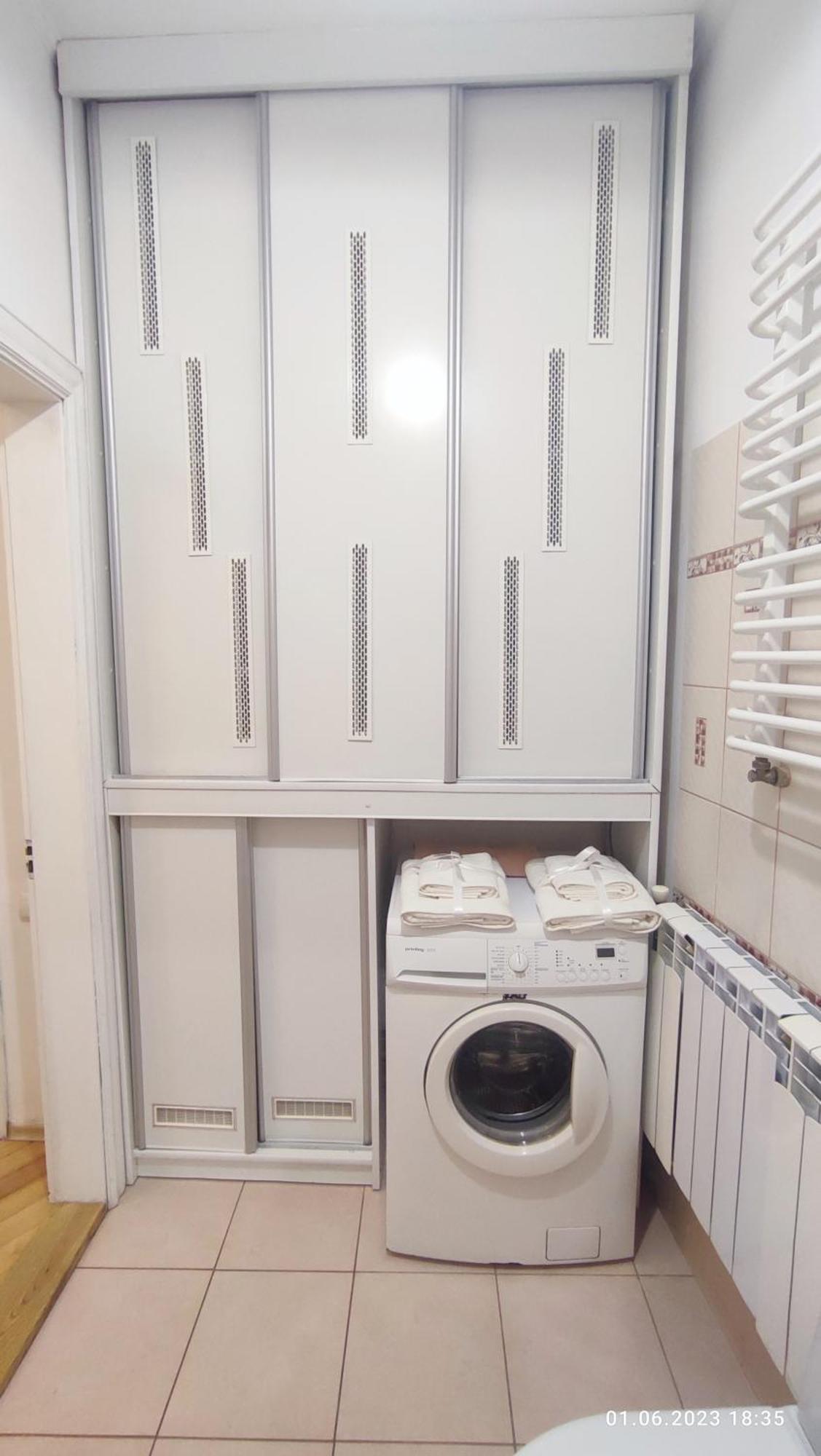 Best Apartment Plosha Rynok Lviv Buitenkant foto
