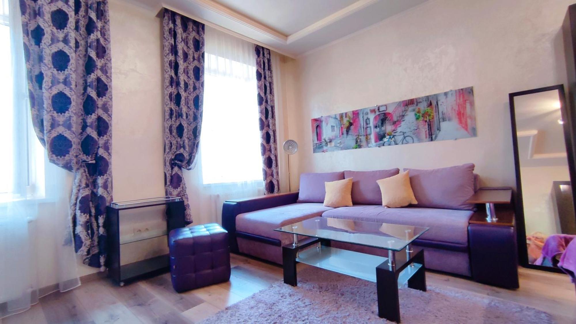 Best Apartment Plosha Rynok Lviv Buitenkant foto
