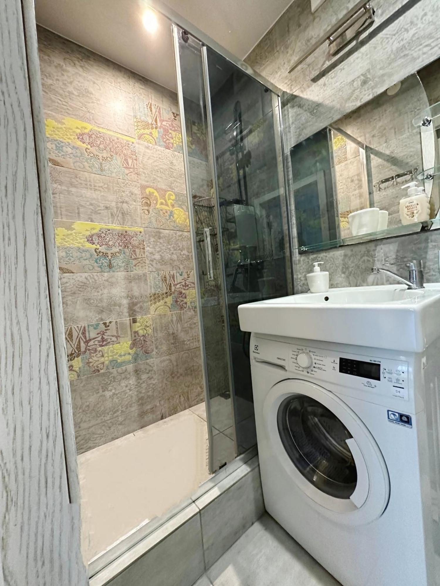 Best Apartment Plosha Rynok Lviv Buitenkant foto