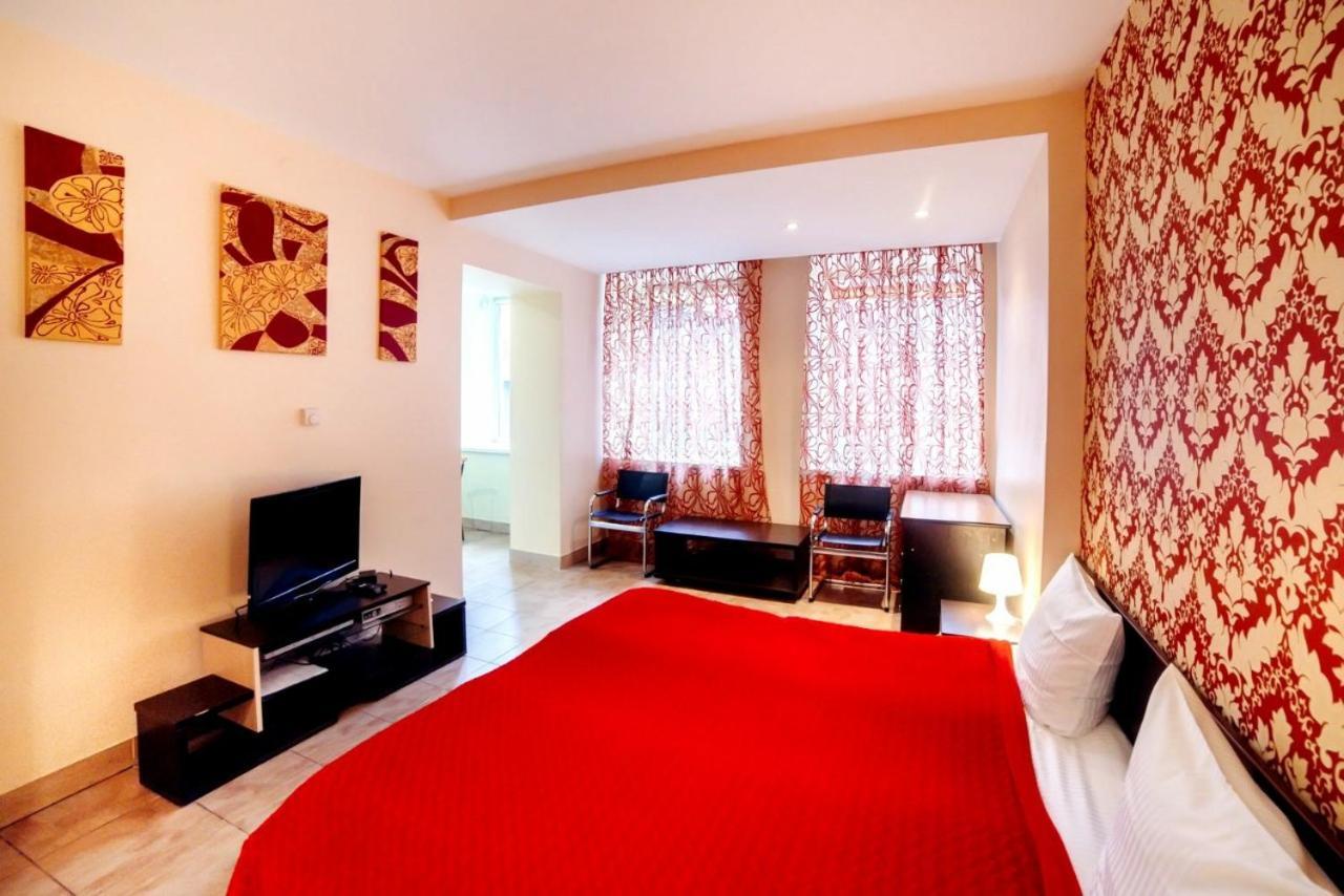 Best Apartment Plosha Rynok Lviv Buitenkant foto