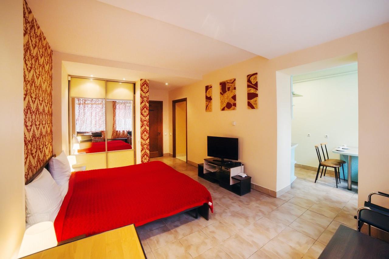 Best Apartment Plosha Rynok Lviv Buitenkant foto