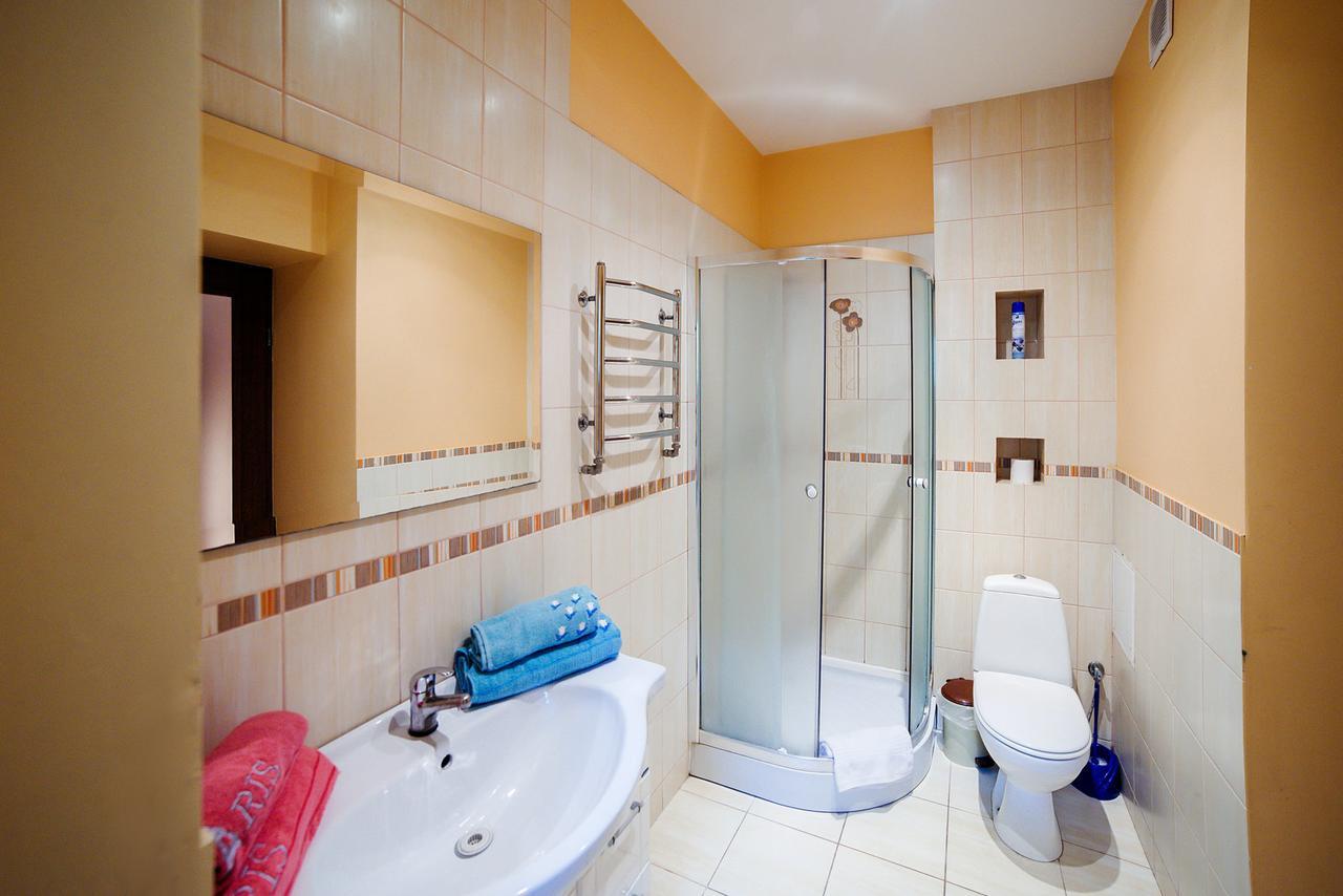 Best Apartment Plosha Rynok Lviv Buitenkant foto