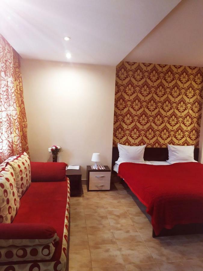 Best Apartment Plosha Rynok Lviv Buitenkant foto